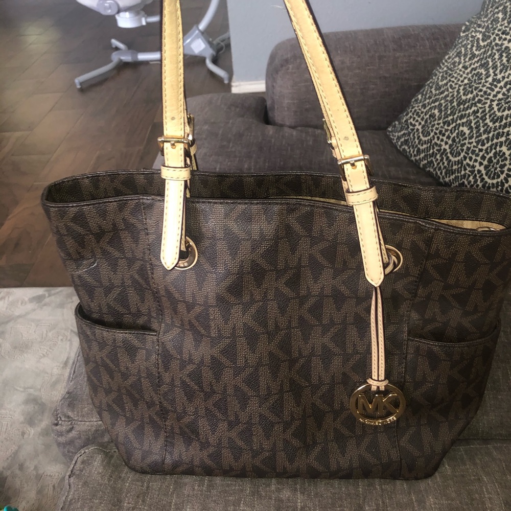 Michael kors handbag